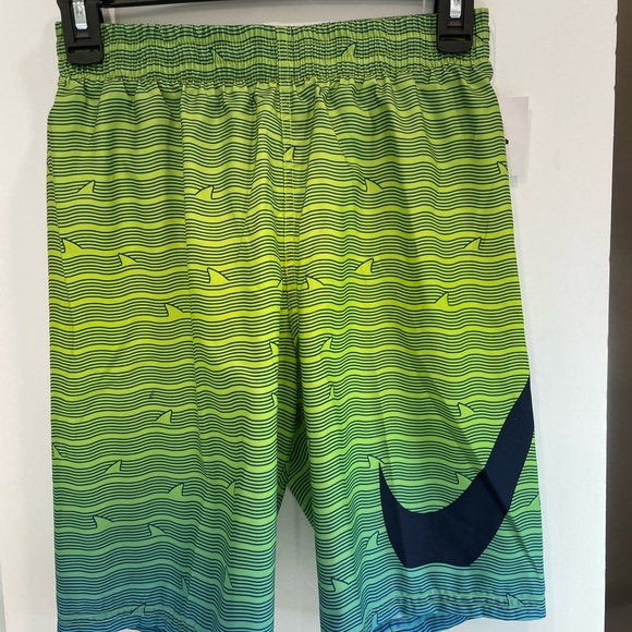 Nike boys Swim Shorts. Size Large
NWT - Picture 2 of 8